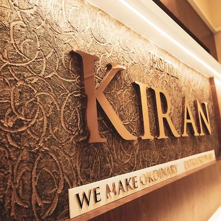 Hotel Kiran Miraj Eksteriør bilde