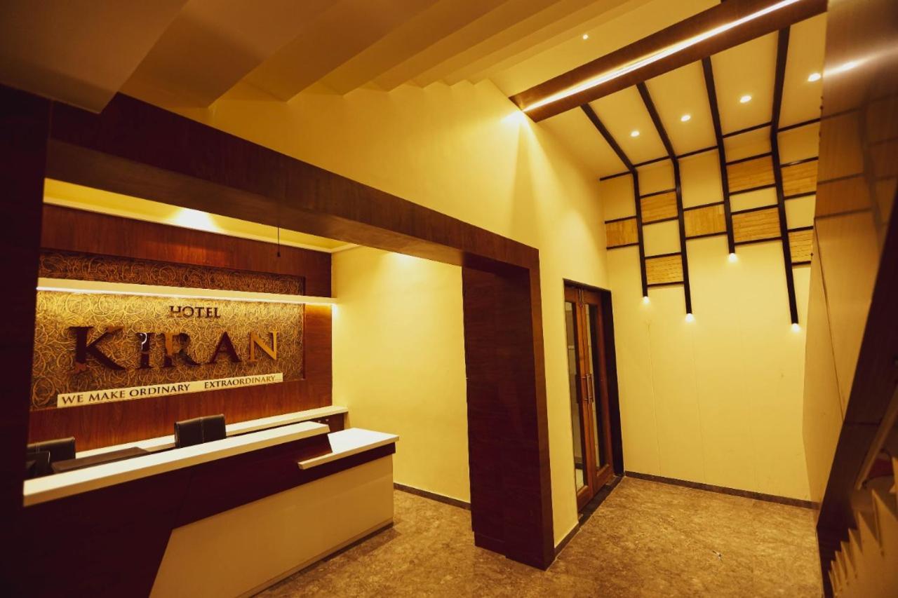 Hotel Kiran Miraj Eksteriør bilde